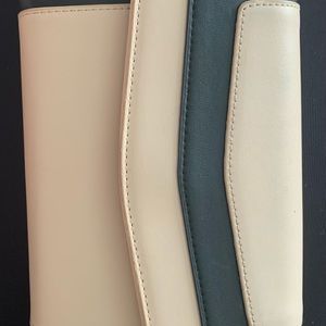 Bebe wrist wallet pink /black